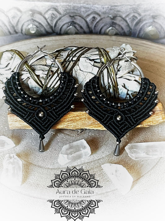 Pendientes Aro boho macrame en color negro - Bohemian Hoop Earrings Macrame in Black Color
