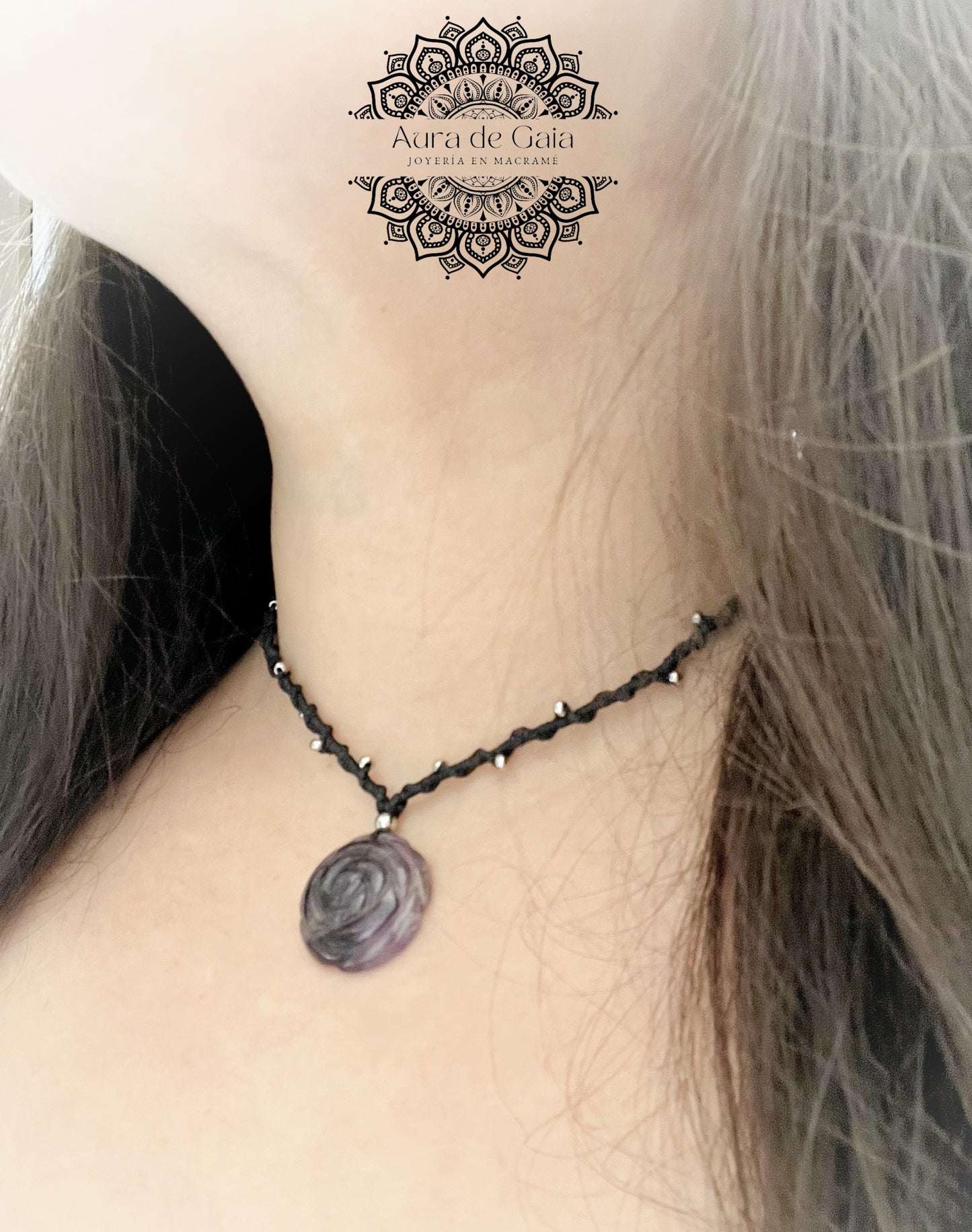 Colgante Flor de Amatista Natural y Cuentas en Acero Inoxidable - Natural Amethyst Flower Pendant with Stainless Steel Beads