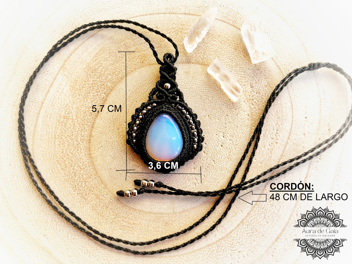 Collar Bohemio de Opalite y cuentas de acero inoxidable - Bohemian Necklace in Opalite and stainless steel beads
