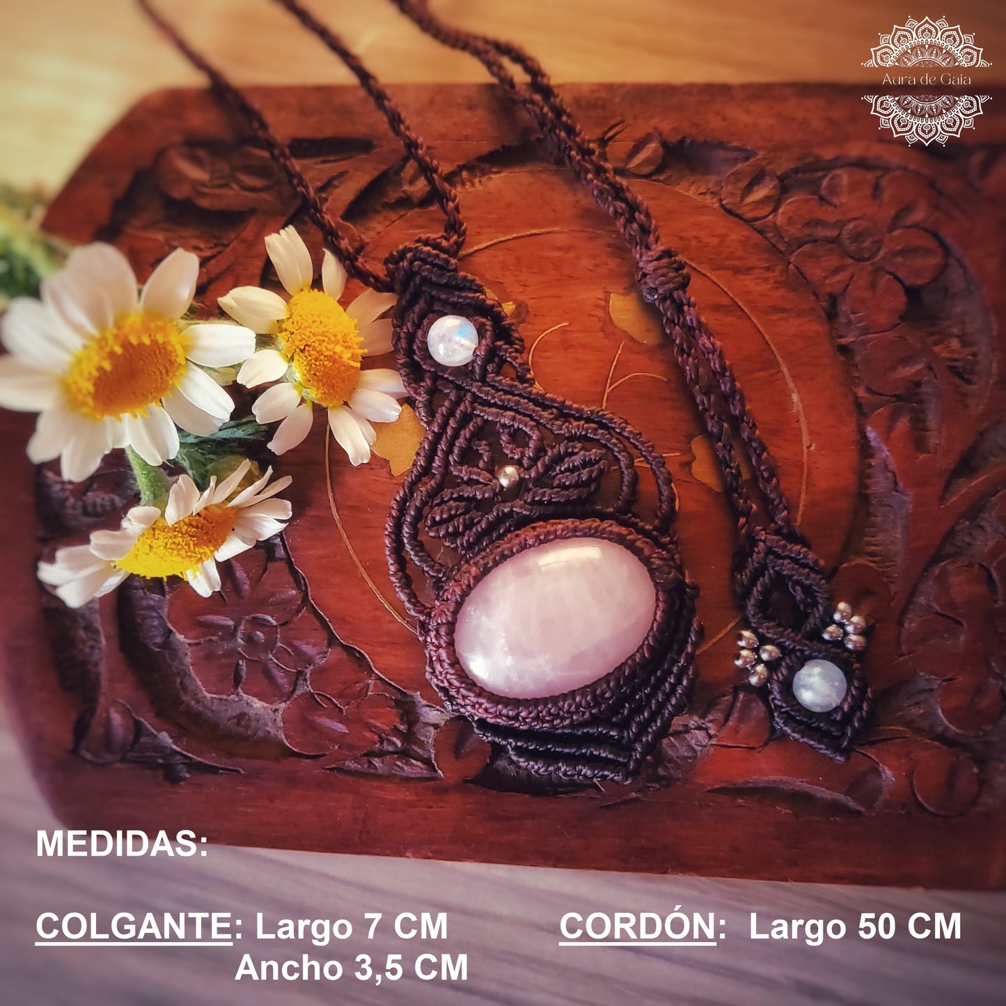 Collar Boho en Macrame con Cuarzo Rosa y Piedra Luna / Boho Macrame Necklace with Rose Quartz and Moonstone