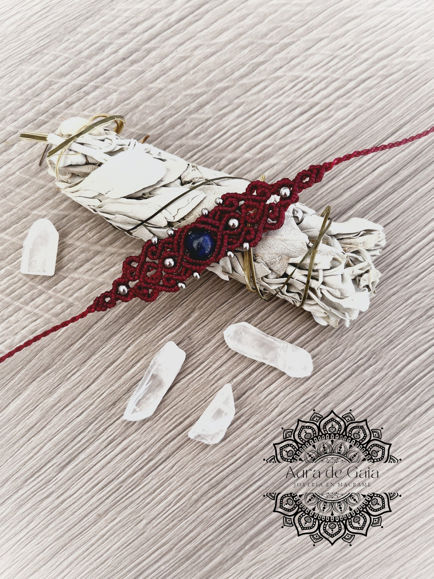 Pulsera Boho Hippie con Lapislázuli y Acero Inoxidable en Macrame - Boho Hippie Bracelet with Lapis Lazuli and Stainless Steel Beads by Macrame
