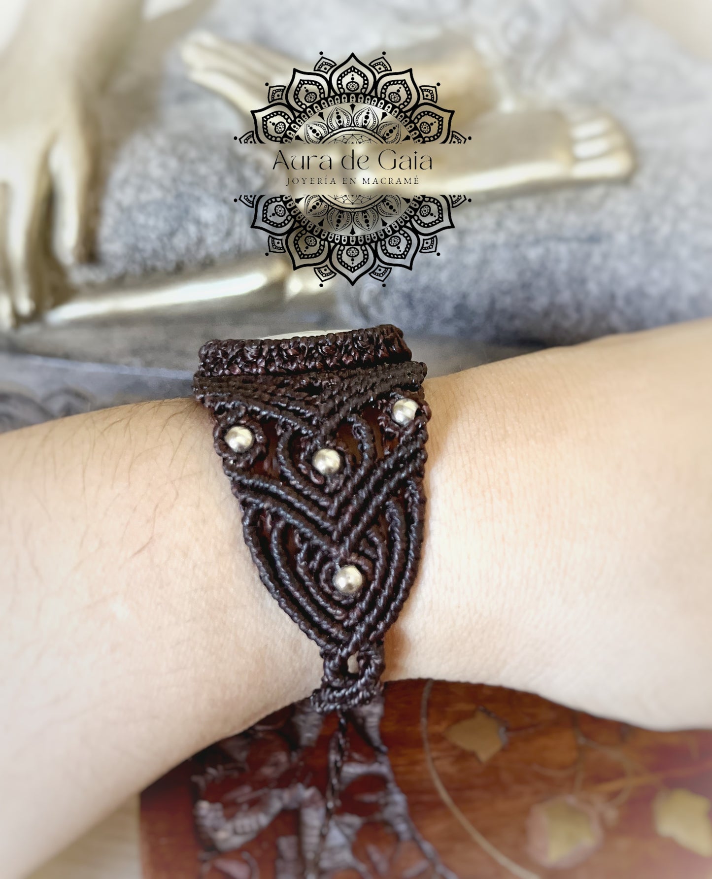 Pulsera Macramé con Madre Perla - Macrame Bracelet with Mother of Pearl
