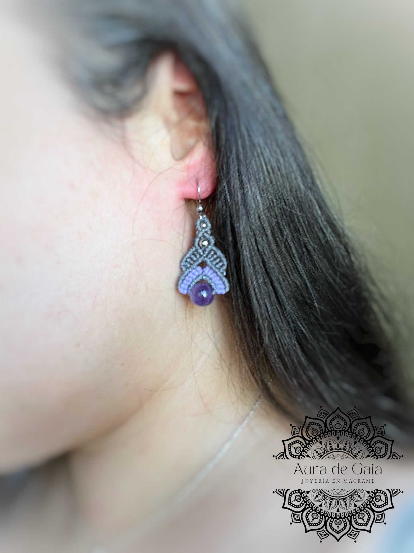 Pendientes bohemios con amatista en macrame - Bohemian earrings with amethyst on macrame