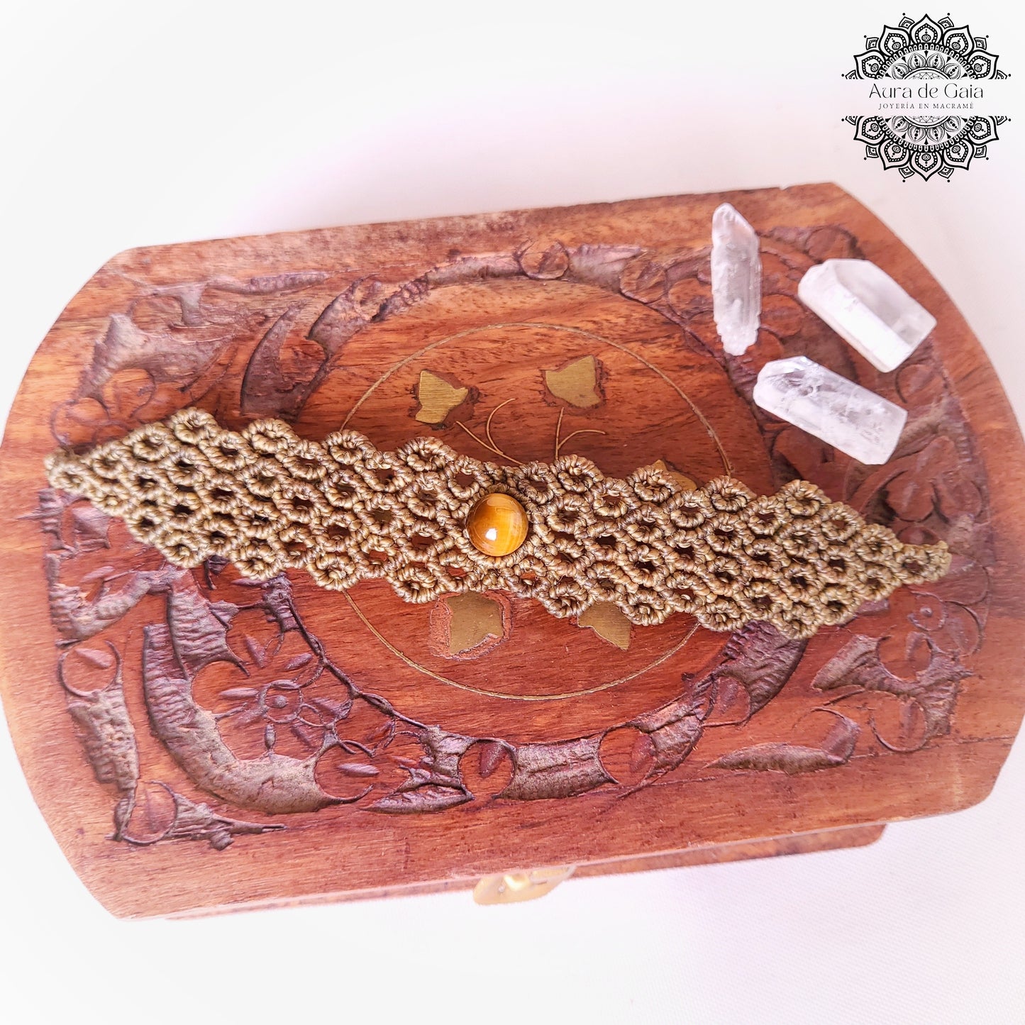 Pulsera de Macramé con Piedra Natural / Macrame Bracelet with Natural Stone