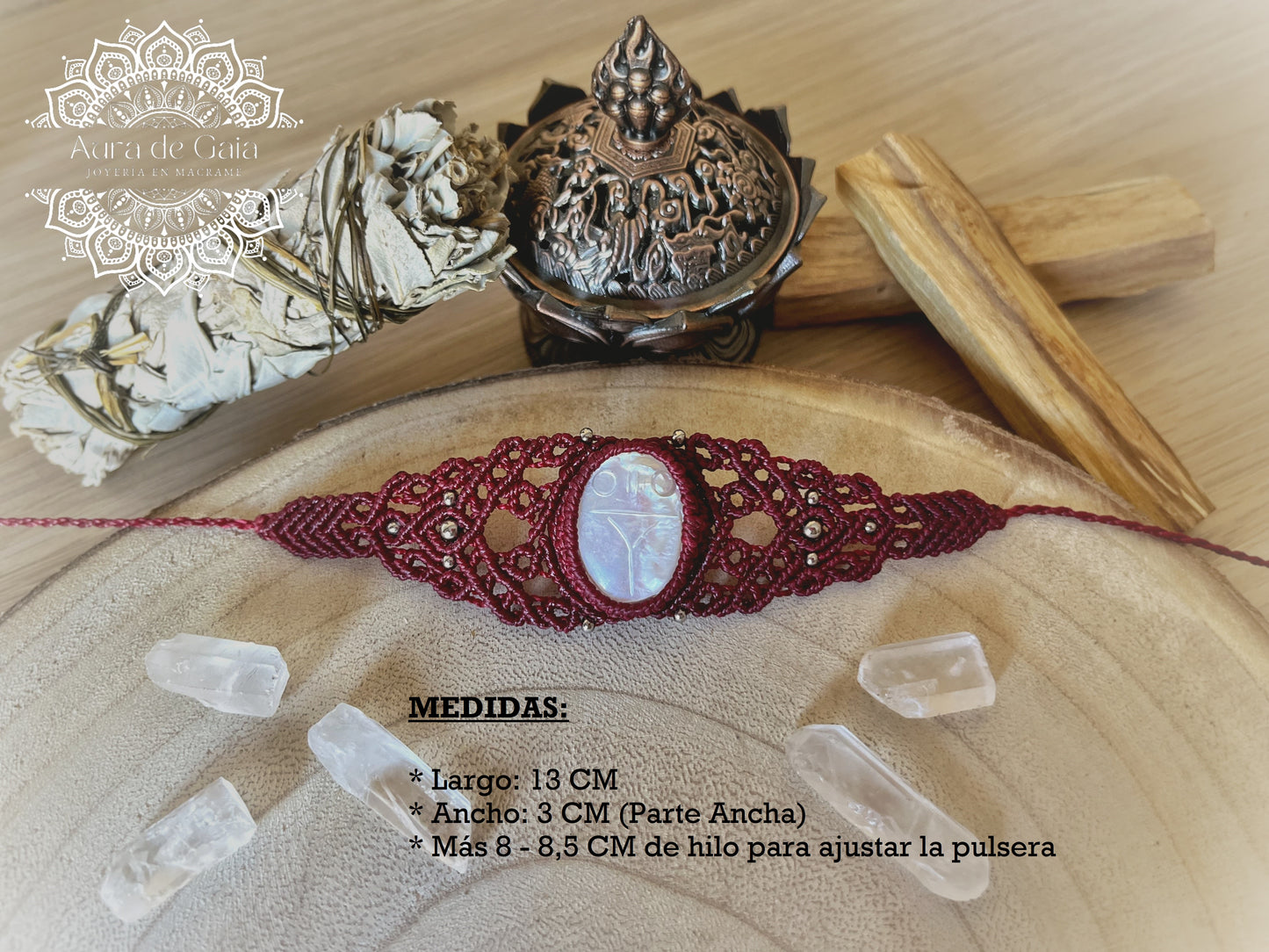 Pulsera Boho con Nácar en Macramé - Boho Bracelet with Mother of Pearl in Macramé
