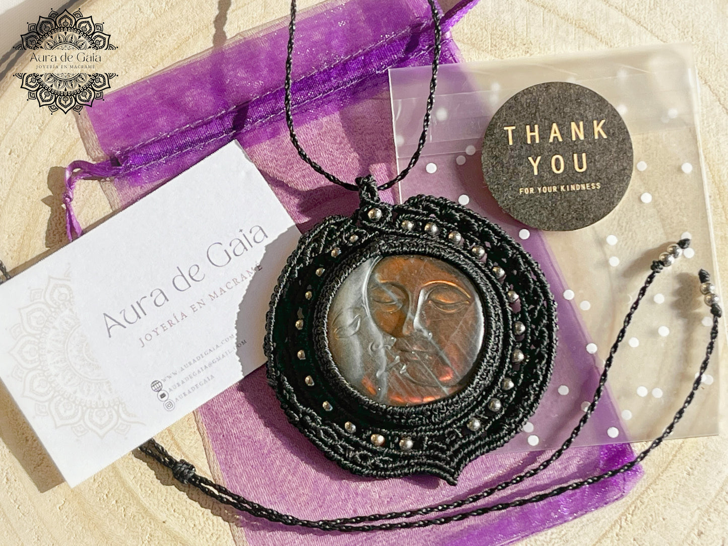 Colgante Sol y Luna en Labradorita - Labradorite Sun and Moon Pendant