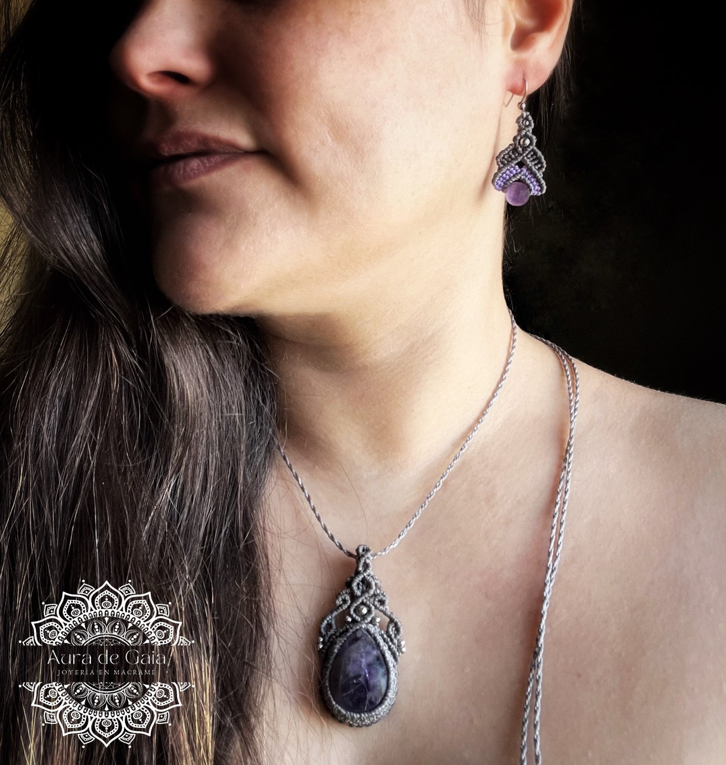Colgante boho de amatista en macrame - Amethyst Boho Necklace Macrame
